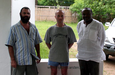 Victor Smith, Carsten K. Larsen og George Mkondiwa